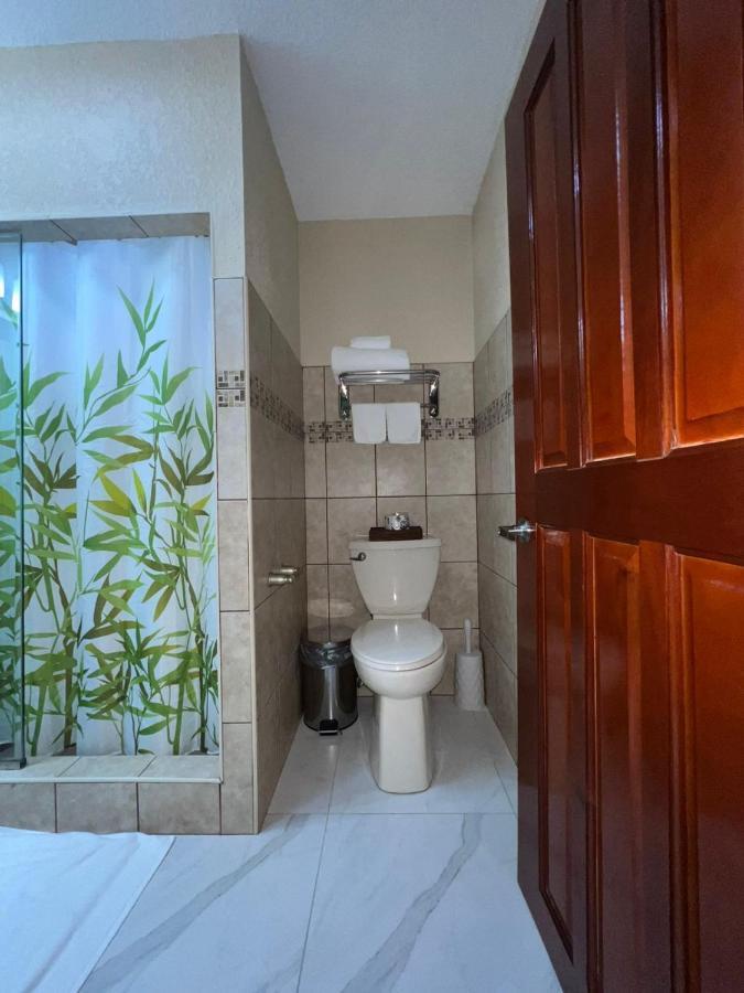 One South Place Hotel Belize City Extérieur photo