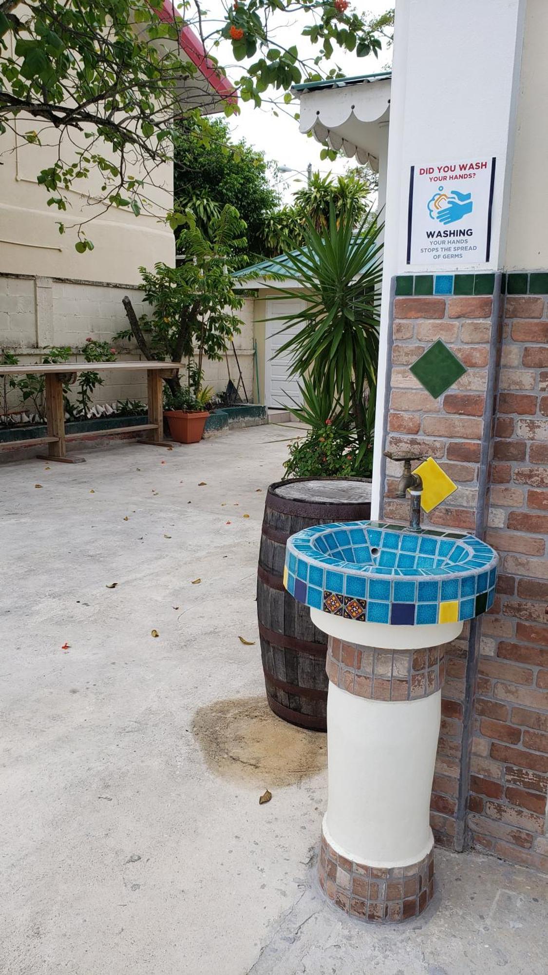 One South Place Hotel Belize City Extérieur photo